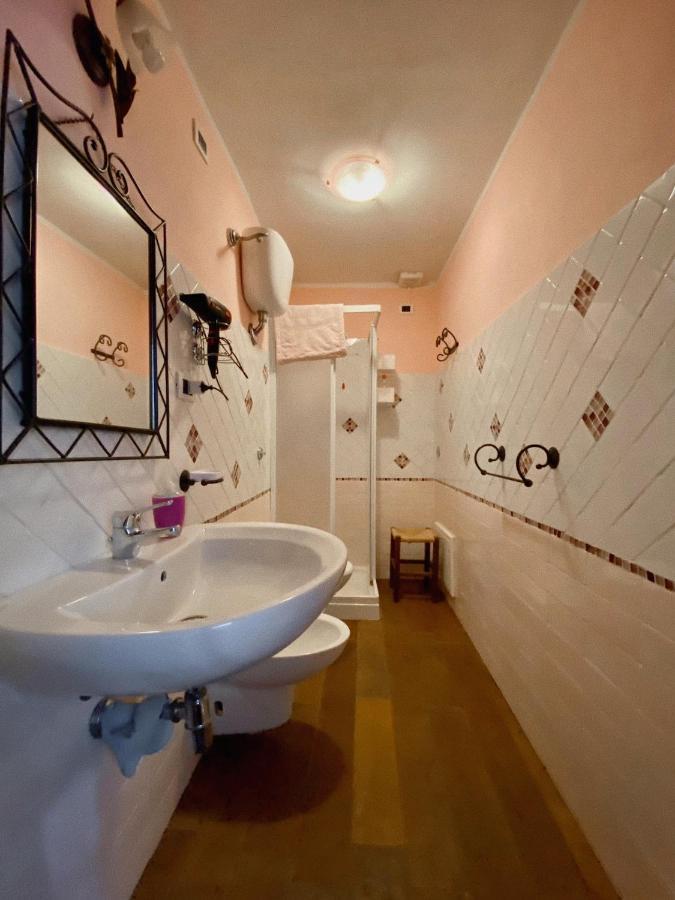 Bed and Breakfast Domos Antigas Bottidda Exteriér fotografie